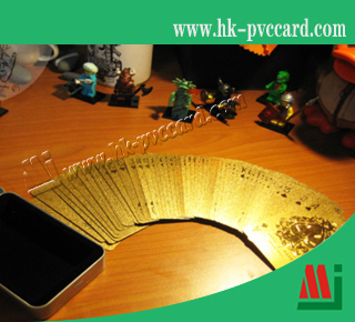 金屬撲克